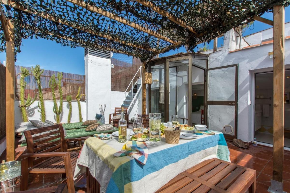 Amazinn Places Atico Plaza Santa Ana Apartment